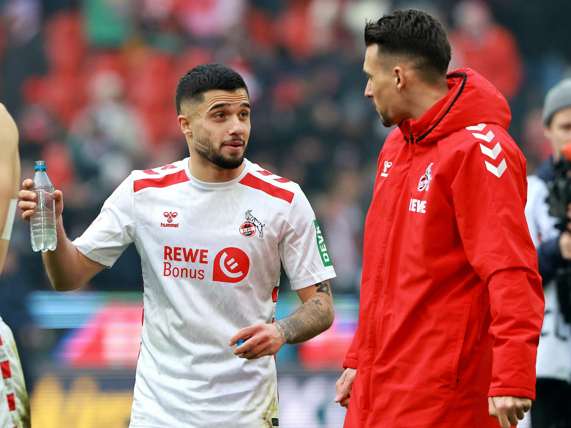 Jusuf Gazibegovic im Gespräch mit Dejan Ljubicic.