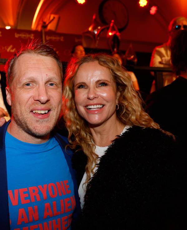 Zu sehen sind Oliver Pocher und Katja Burkard am 03.02.2025 bei der „LAMBERTZ MONDAY NIGHT 2025 - Sweet Art“ im Alten Wartesaal am Dom, Köln.