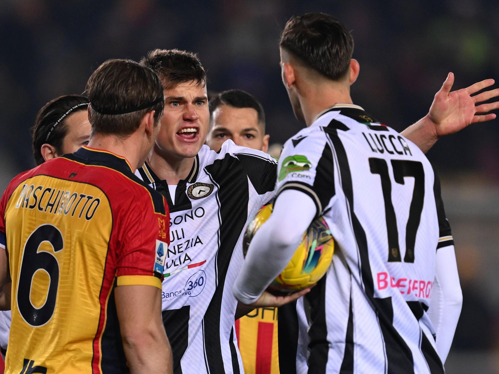 Ci Lecce 21/02/2025 - campionato di calcio serie A / Lecce-Udinese / foto Carmelo Imbesi/Image nella foto: Jaka Bijol-Lorenzo Lucca PUBLICATIONxNOTxINxITA