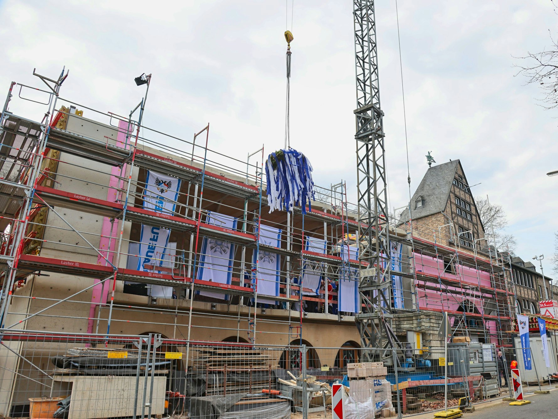 Richtfest am Sachsenturm der Blauen Funken.