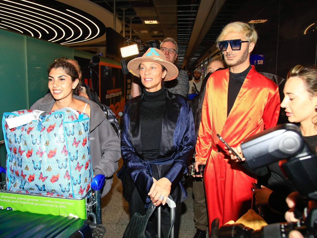 Sam Dylan mit weiteren Dschungelcamp-Stars.