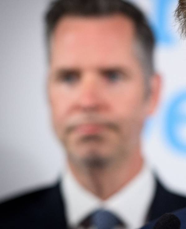 23.02.2025, Berlin: Christian Lindner, Bundesvorsitzender und Spitzenkandidat der FDP, äußert sich bei der Wahlparty der Freien Demokraten (FDP) im Hans-Dietrich-Genscher-Haus, der FDP-Parteizentrale, zu den ersten Prognosen für die Bundestagswahl. Am Sonntag fand die vorgezogene Wahl zum 21. Deutschen Bundestag statt. (Wiederholung mit verändertem Bildausschnitt) Foto: Bernd von Jutrczenka/dpa +++ dpa-Bildfunk +++