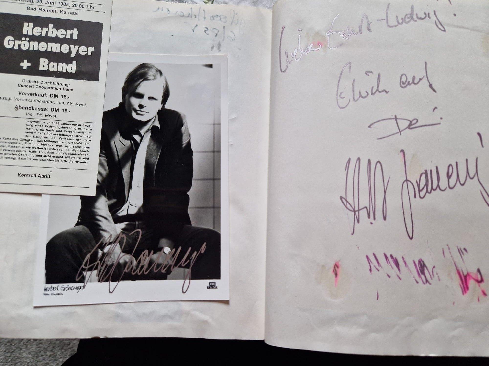 Autogramm von Herbert Grönemeyer im Gästebuch.