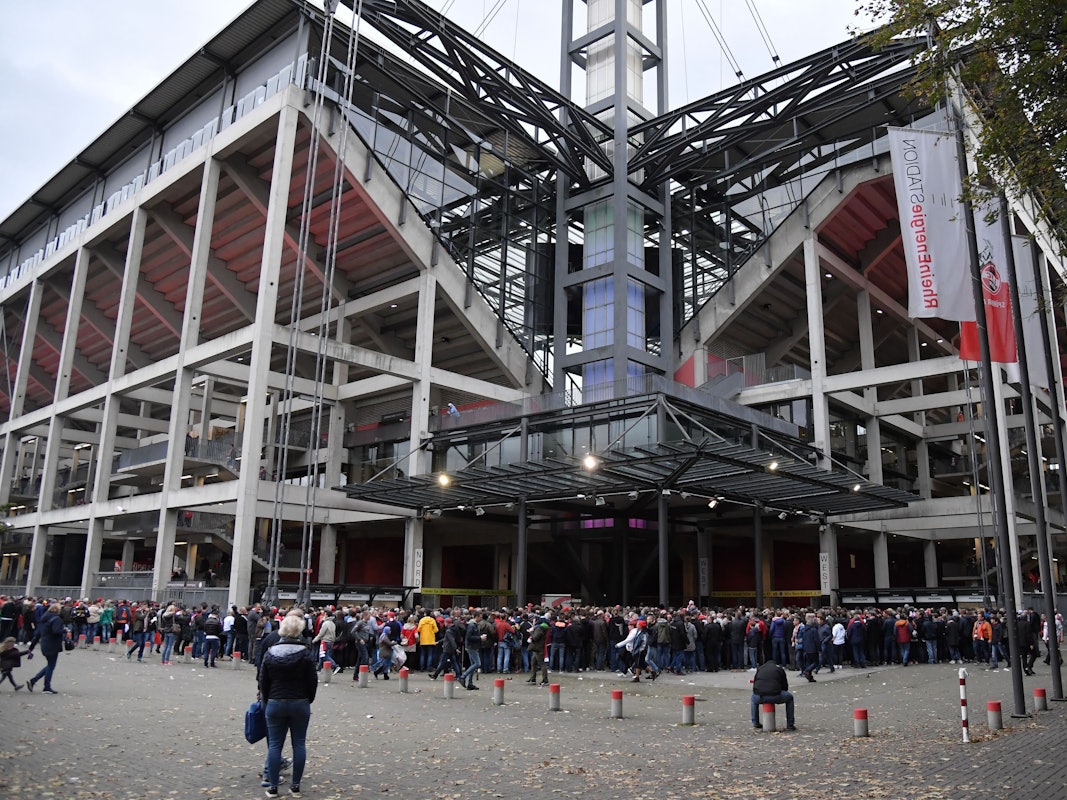 Blick auf das Rhein-Energie-Stadion (Archivfoto)