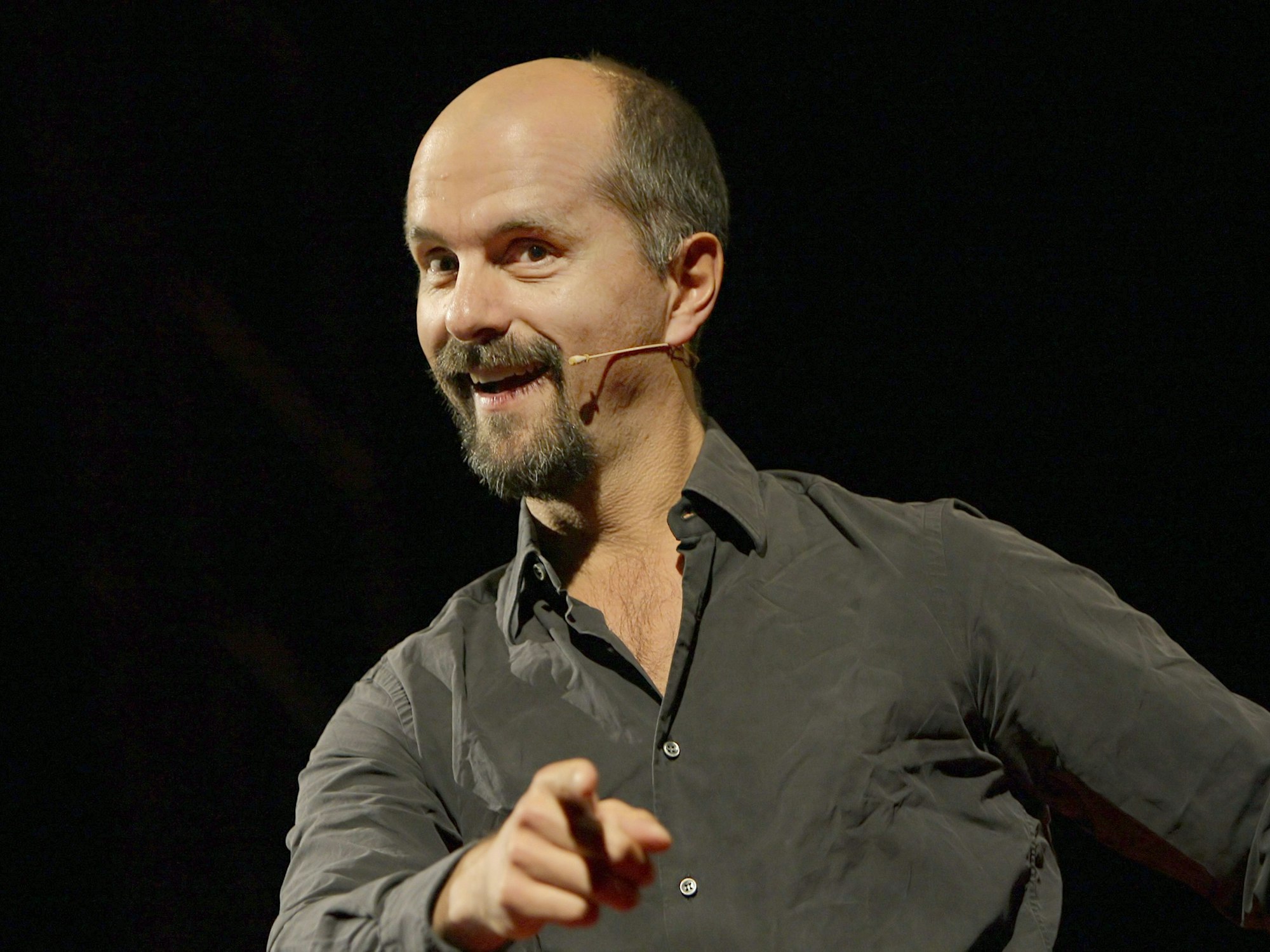 Christoph Maria Herbst auf der Bühne.