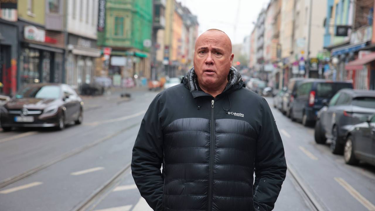 Türsteher Ramon Ademes auf der Zülpicher Straße.