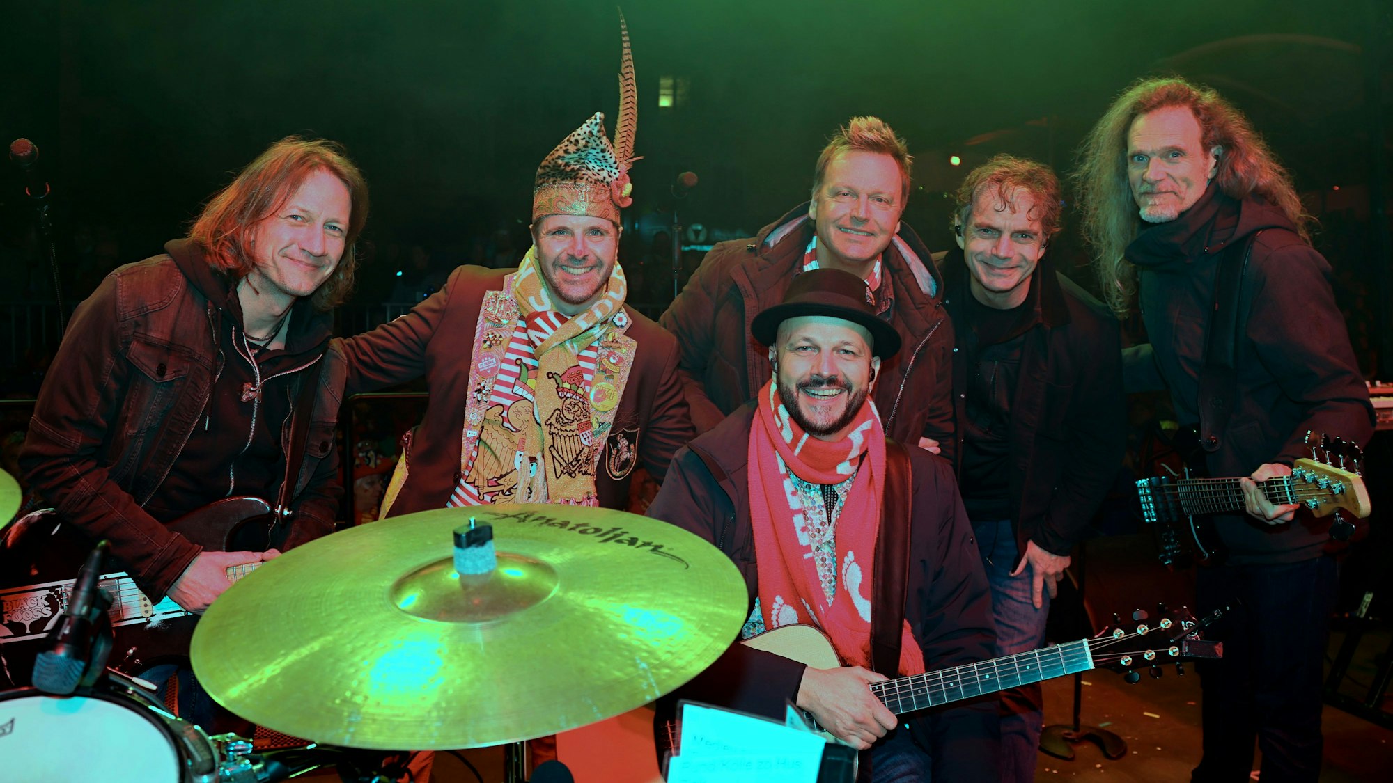 Die Bläck Fööss beim Auftritt auf der Bühne.