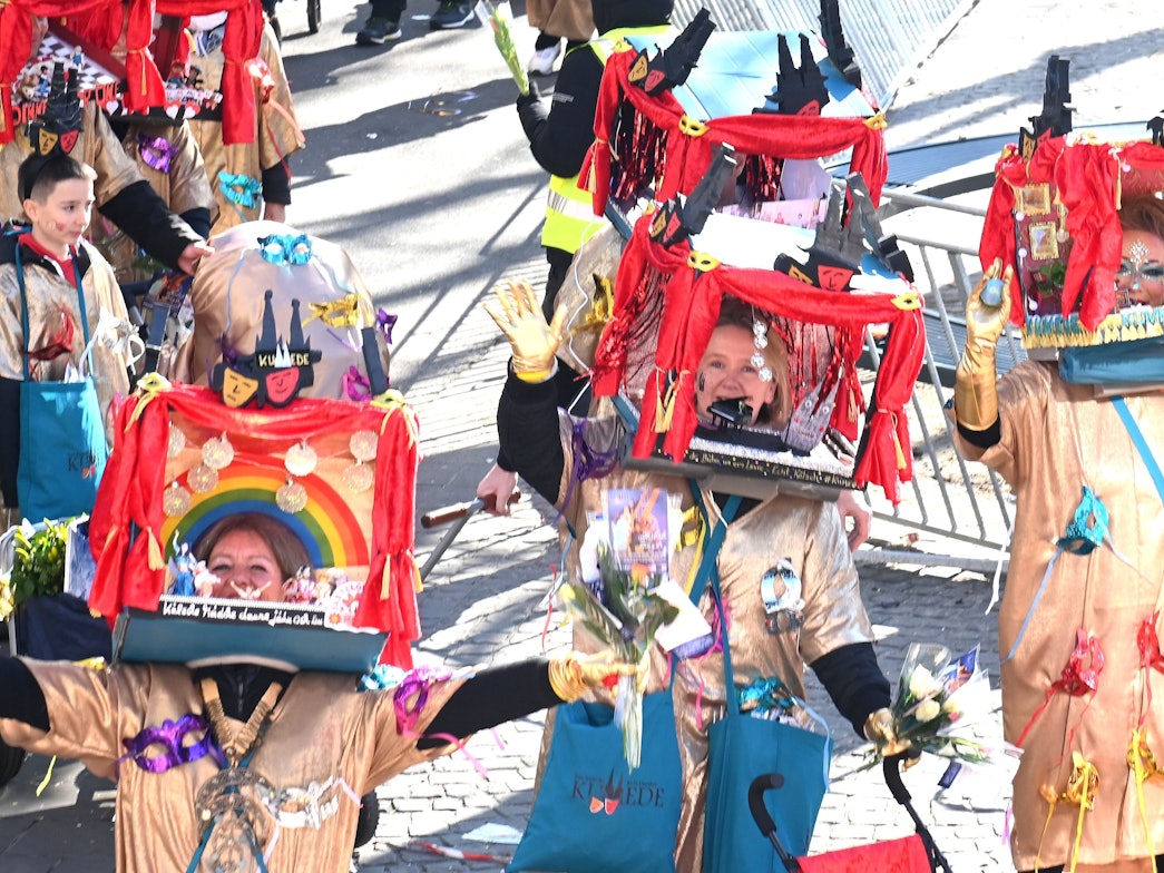 Kumede-Theater bei den Schull- un Veedelszöch.