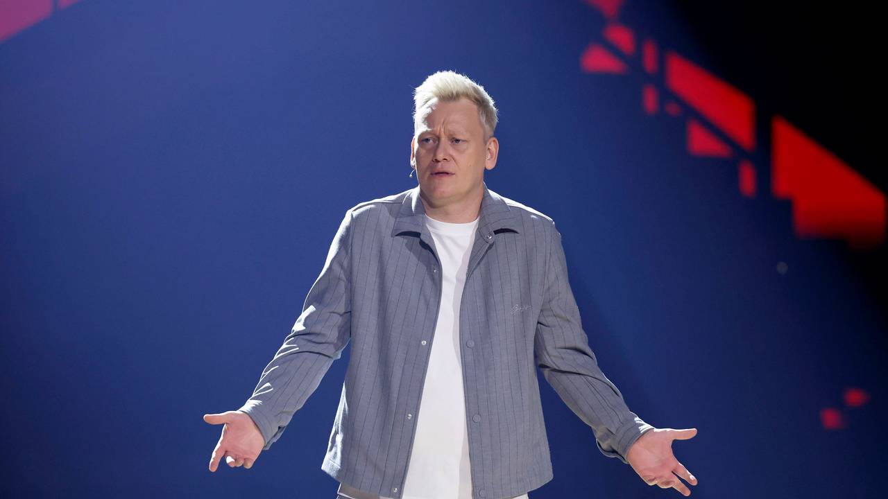 Zu sehen ist Entertainer Jens Knossalla Knossi am 28.02.2025 bei der 18. Staffel der RTL-Tanzshow „Lets Dance“ im Coloneum, Köln.