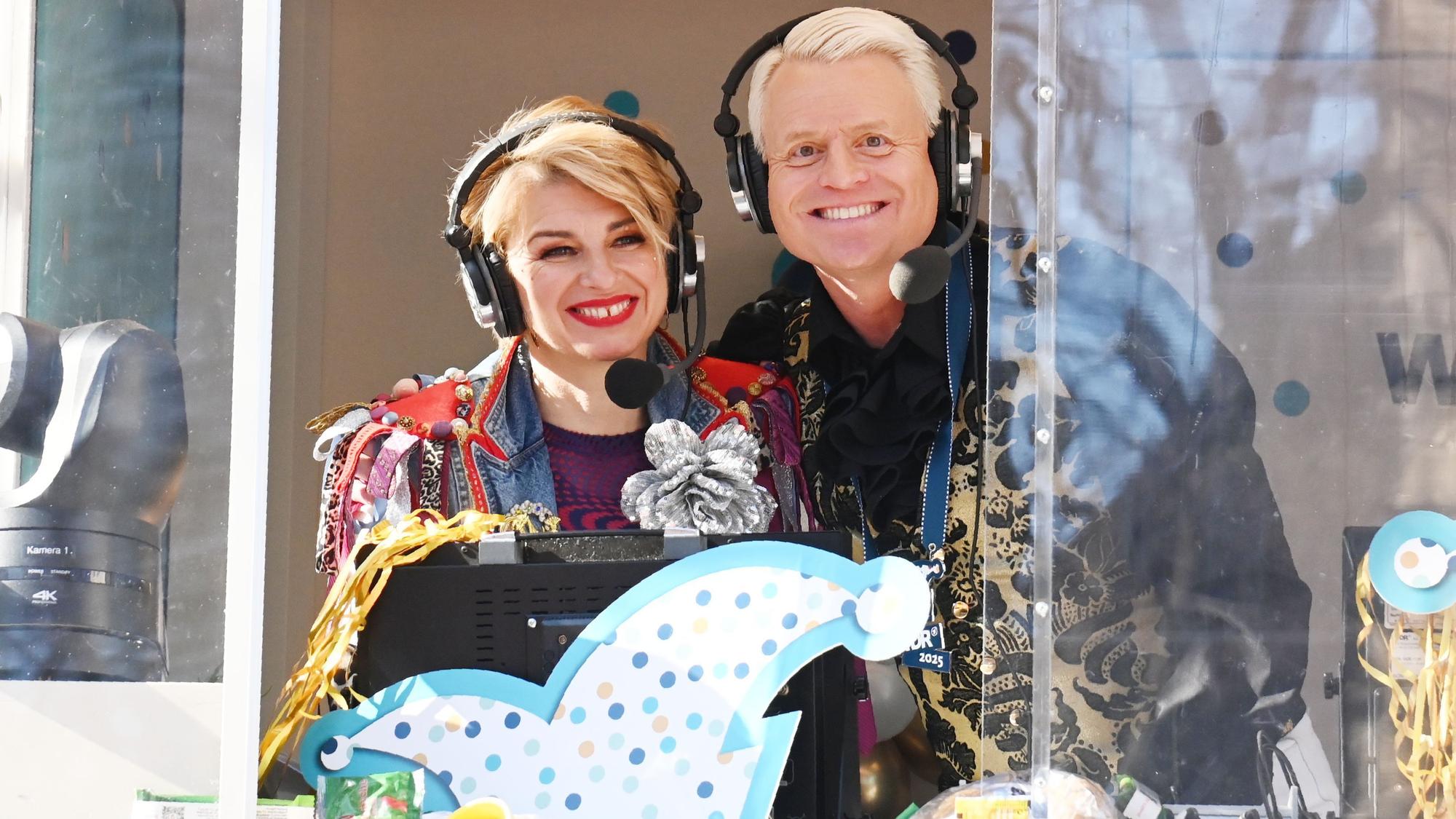 Sabine Heinrich und Guido Cantz in ihrer Kommentatorenkabine.
