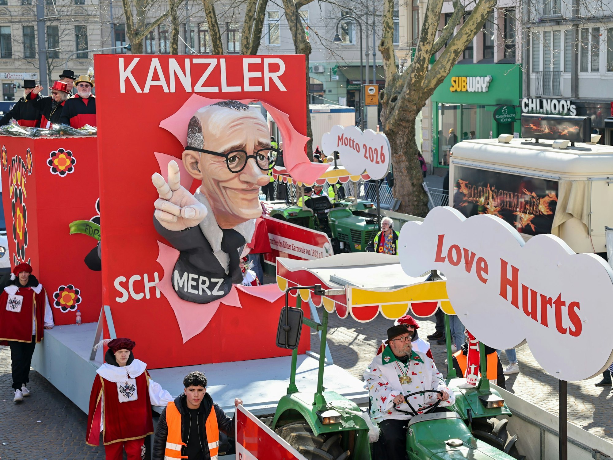 Kanzler-Wagen im Rosenmontagszug.
