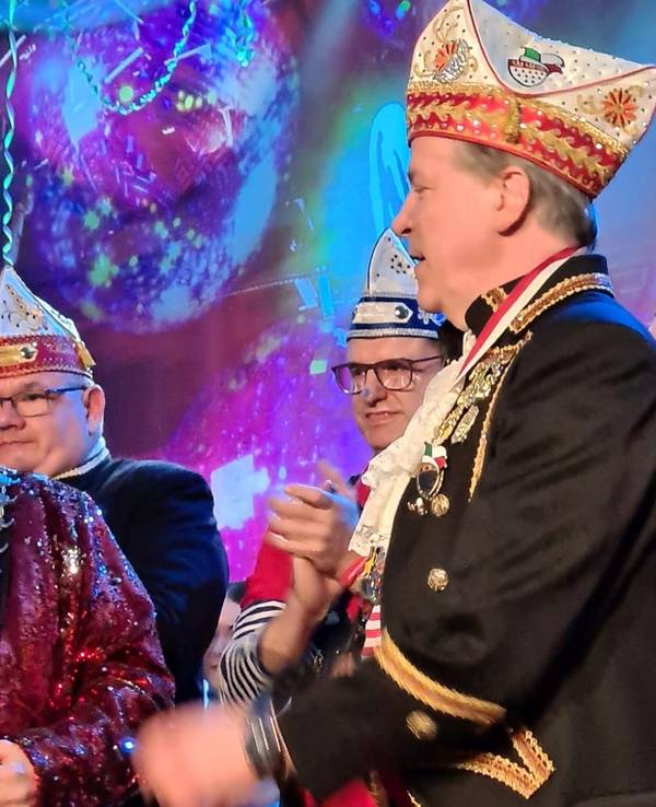 Frank Tinzmann mit Christoph Kuckelkorn.