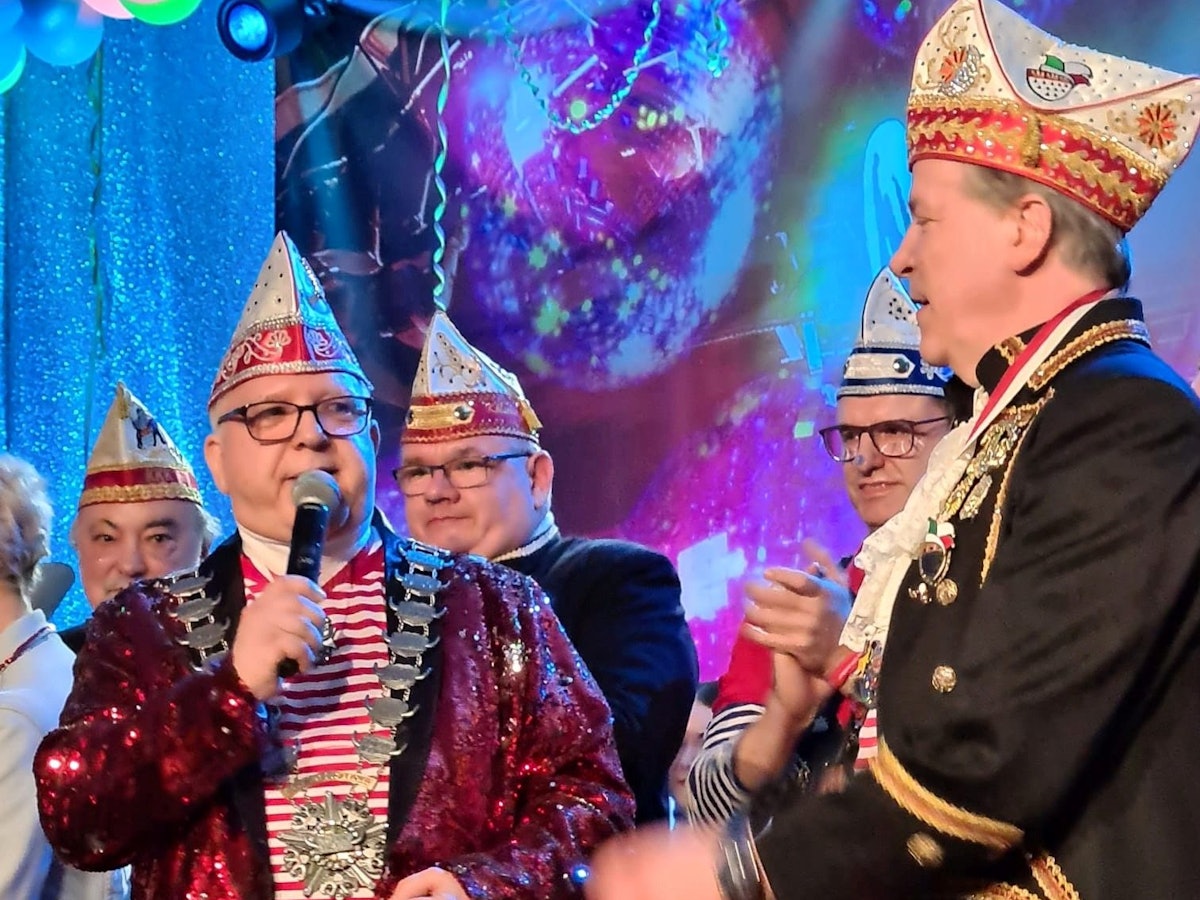 Frank Tinzmann mit Christoph Kuckelkorn.