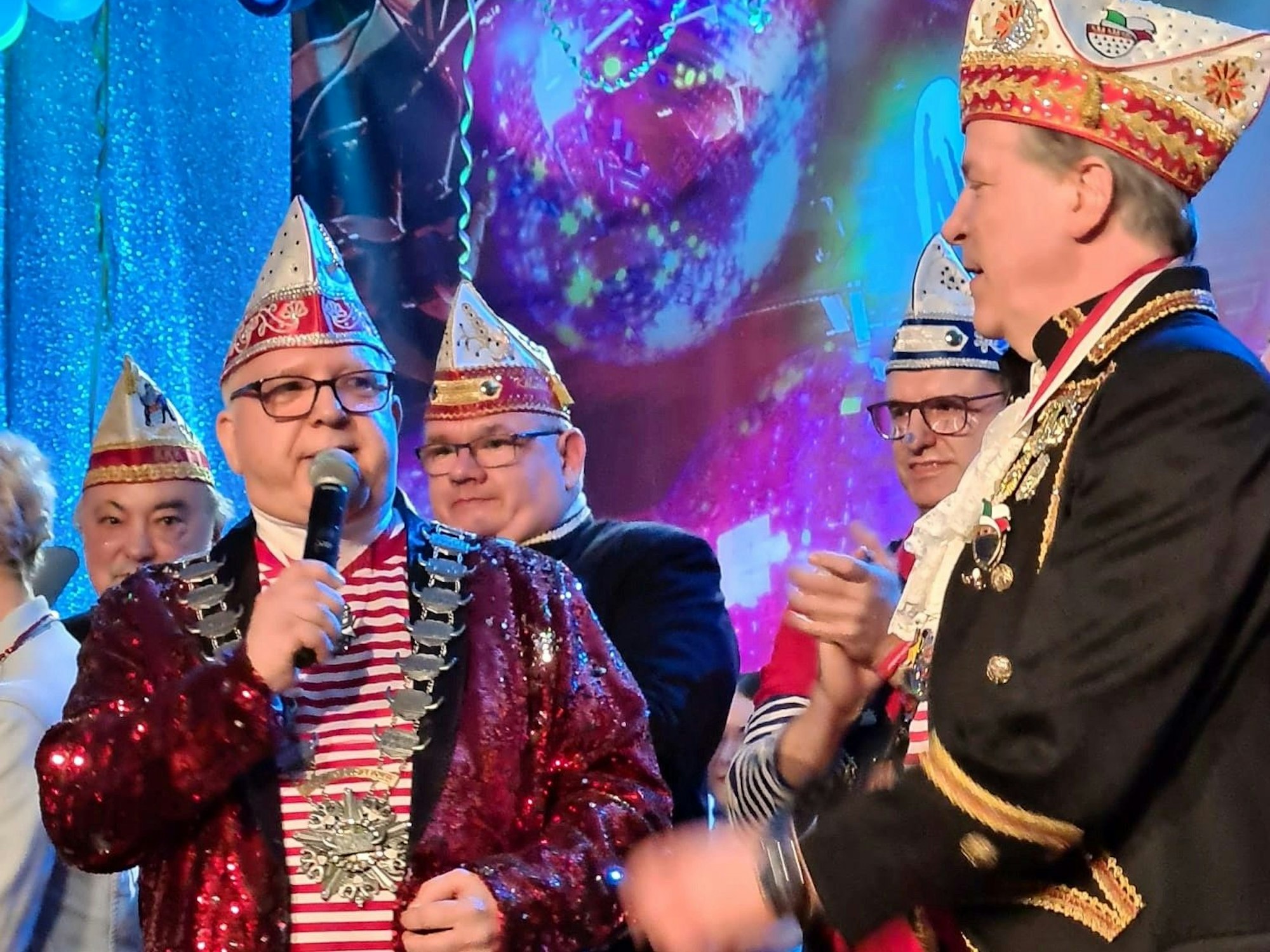 Frank Tinzmann mit Christoph Kuckelkorn.