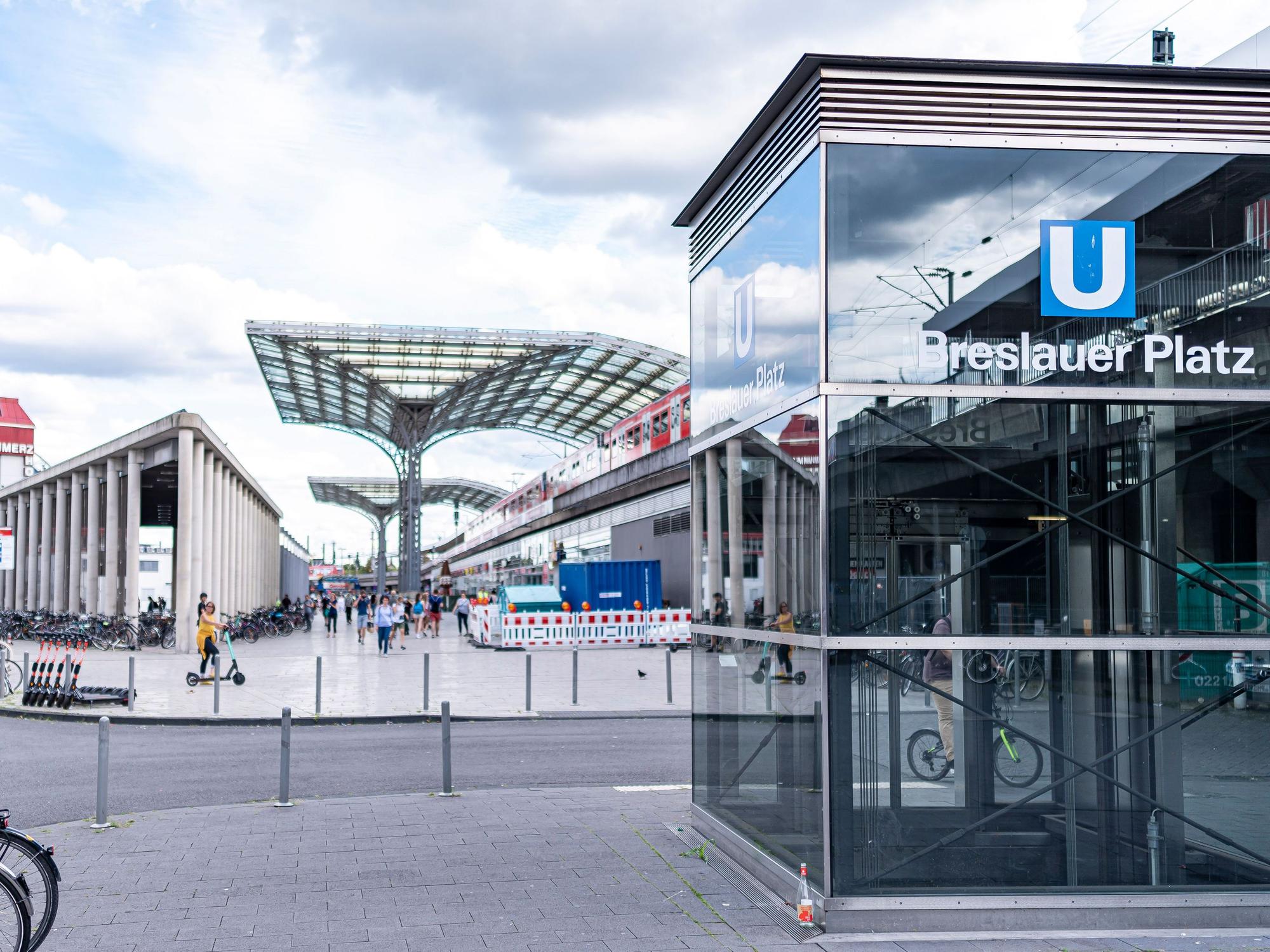Blick vom Breslauer Platz in Richtung Kölner Hauptbahnhof.