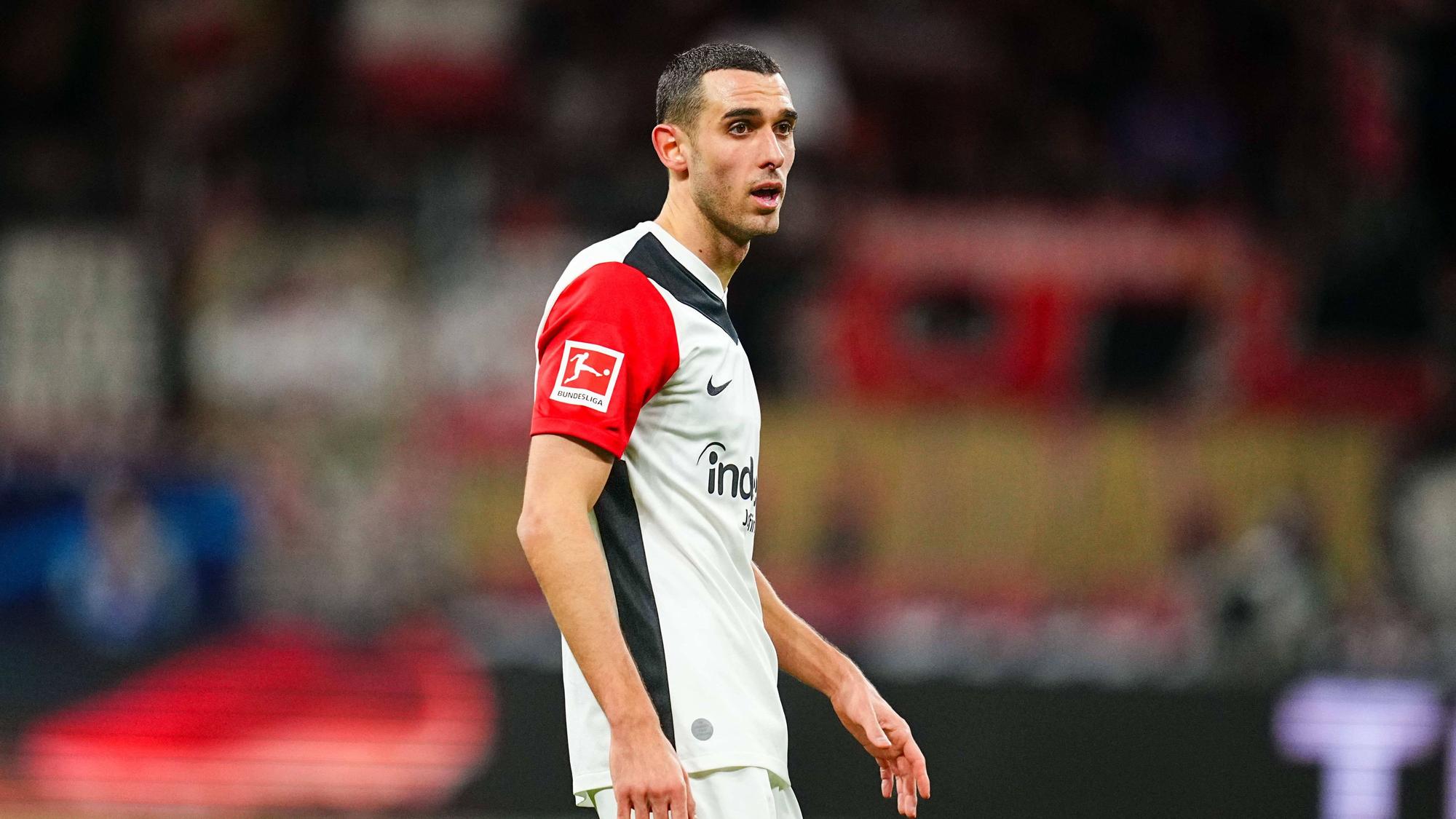 Ellyes Skhiri im Trikot von Eintracht Frankfurt.