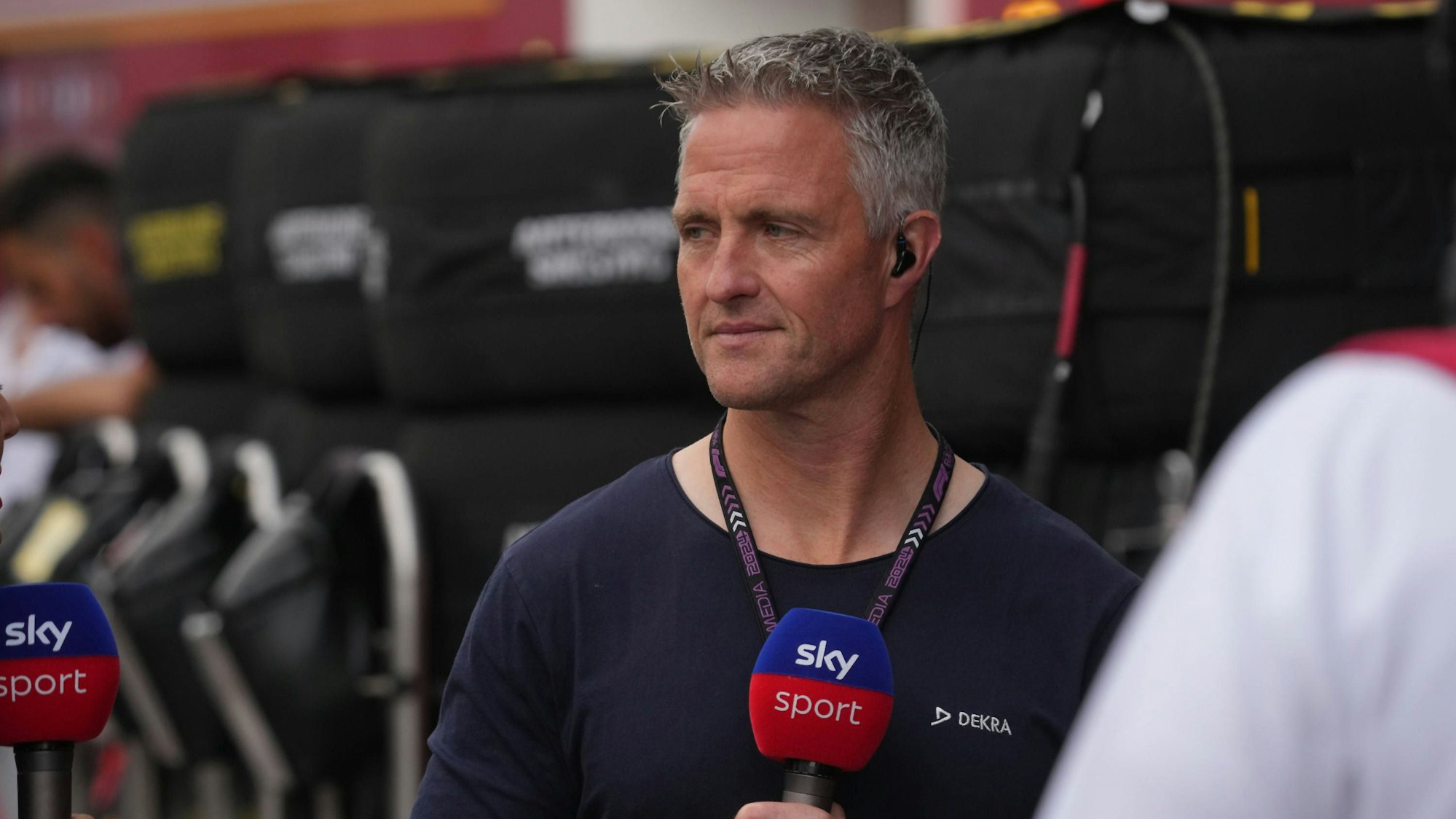 Ralf Schumacher am 18. Oktober 2024 bei einer Sky-Übertragung zur Formel 1.