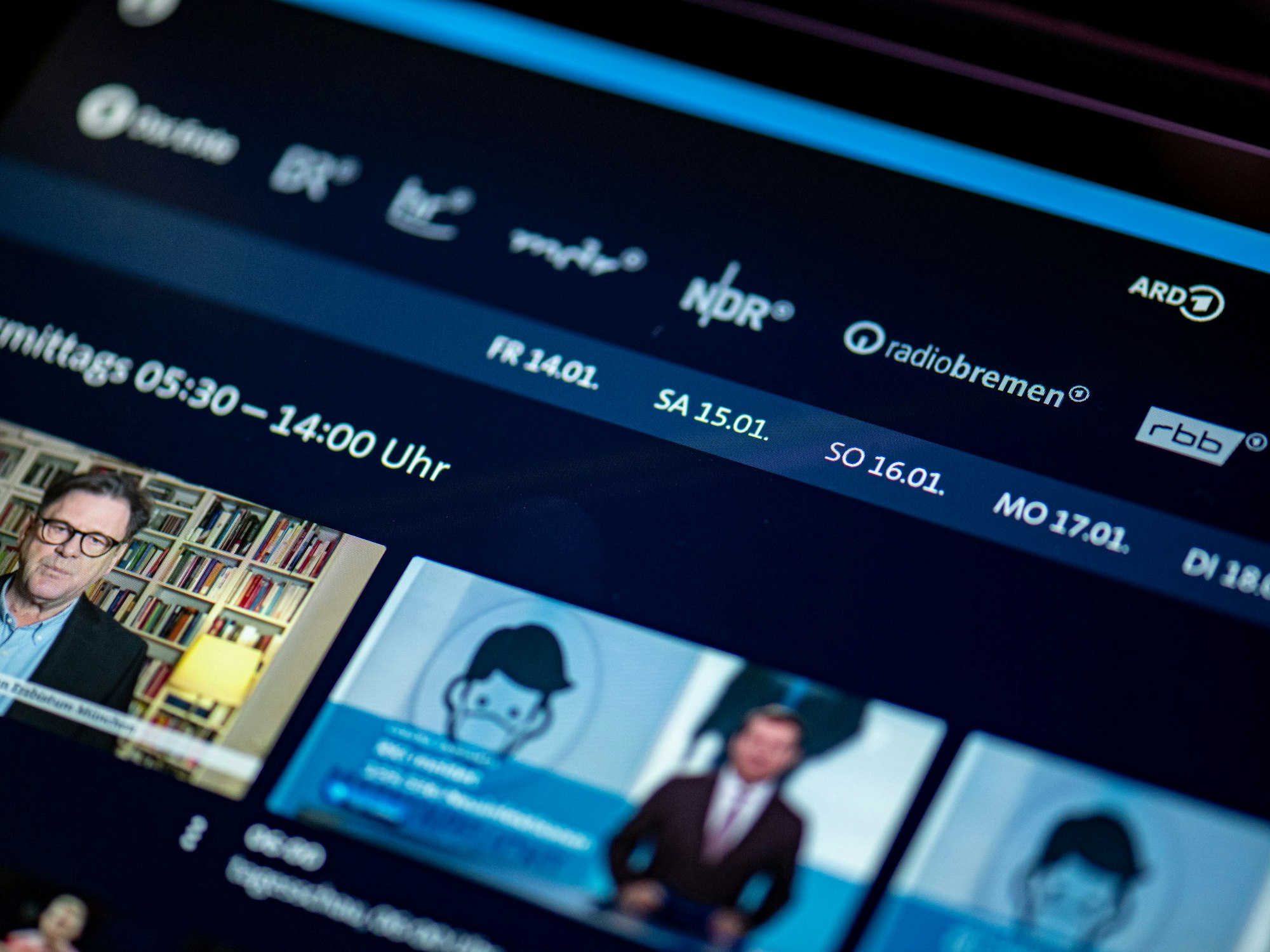 ARD, ZDF und Phoenix musste eine Südkorea-Doku nach massiver Kritik löschen. Unser Archivbild zeigt die App der Mediathek im Januar 2022.
