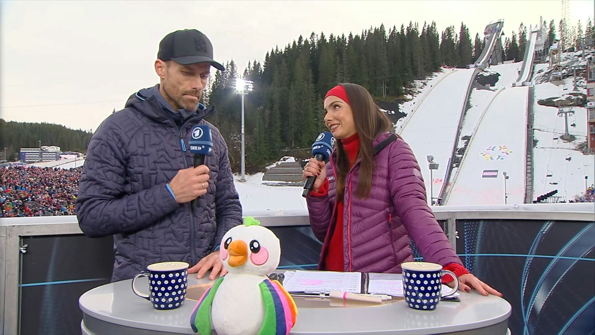 Lea Wagner und Sven Hannawald in der ARD-Übertragung zur Nordischen Ski-WM.