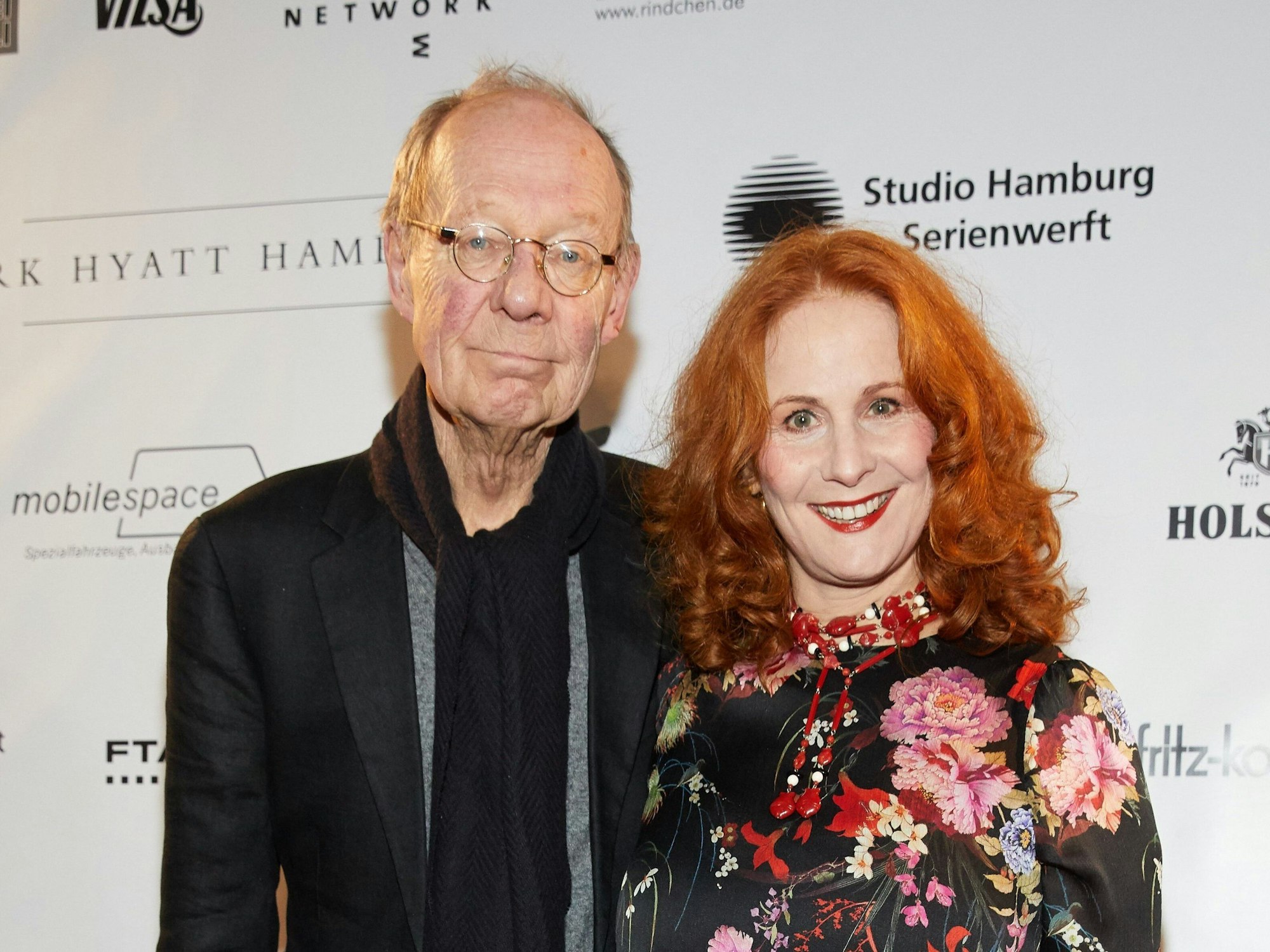 Das Schauspieler-Ehepaar Hans Peter Korff und Christiane Leuchtmann kommt zum Jahresempfang Filmförderung Hamburg Schleswig-Holstein.