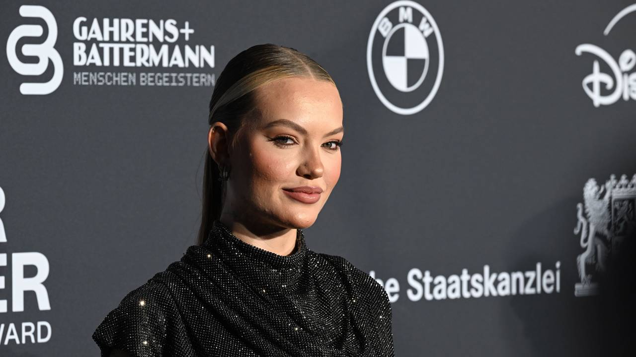 Cheyenne Ochsenknecht 2024 bei der Verleihung des TV- und Streaming-Awards „Blauer Panther“ in München.