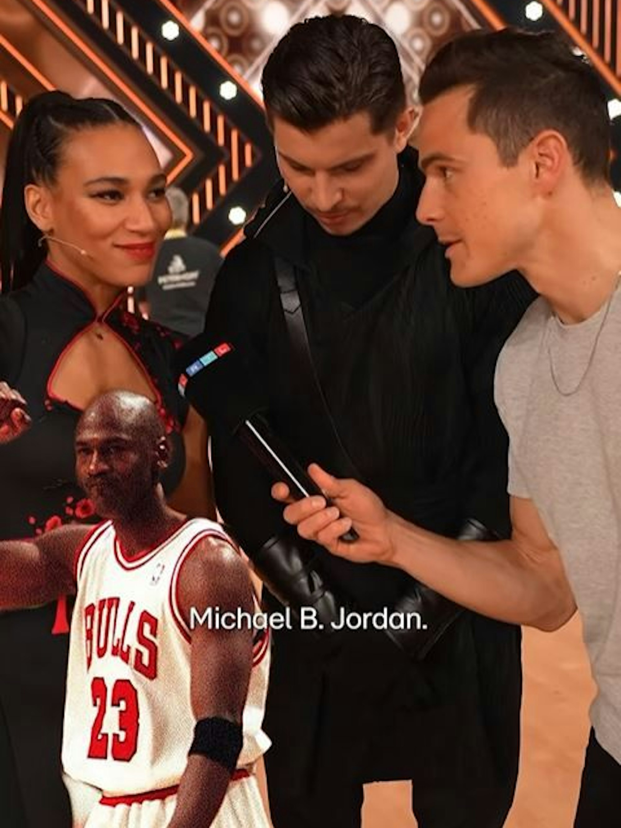 Zu sehen sind Stuntfrau und „Let’s Dance“-Teilnehmerin Marie Mouroum sowie ihr Tanzpartner Alexandru Ionel, die für den „Let’s Dance“-Instagram-Account in den MMC-Studios in Köln-Ossendorf interviewt werden.