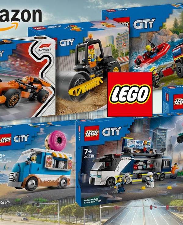 Lego City Sets, darunter Fahrzeuge der Themen Feuerwehr, Polizei, Nutzfahrzeuge, Formel 1 und Raumschiff der Space-Serie, auch aktuelle Lego Neuheiten. Im Hintergrund das Bild einer Großstadt.