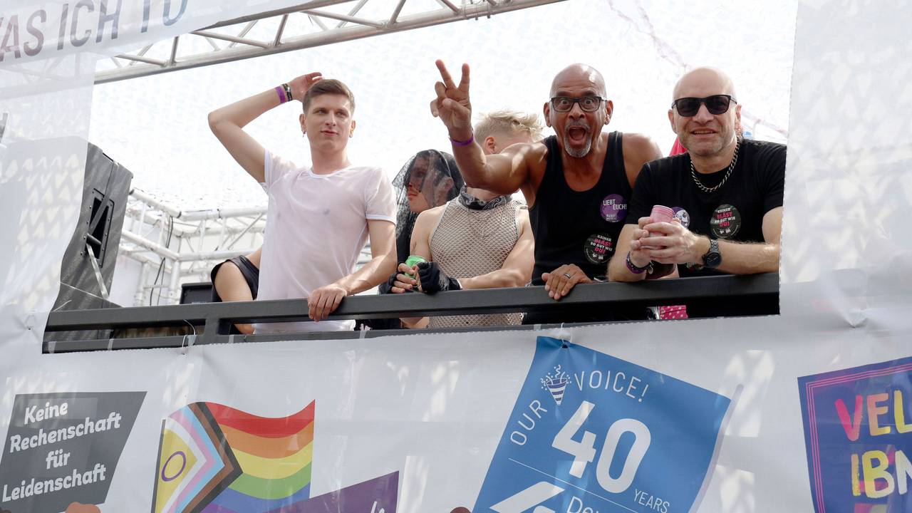 Pierre Sanoussi-Bliss bei der 45. Christopher Street Day Parade 2023.