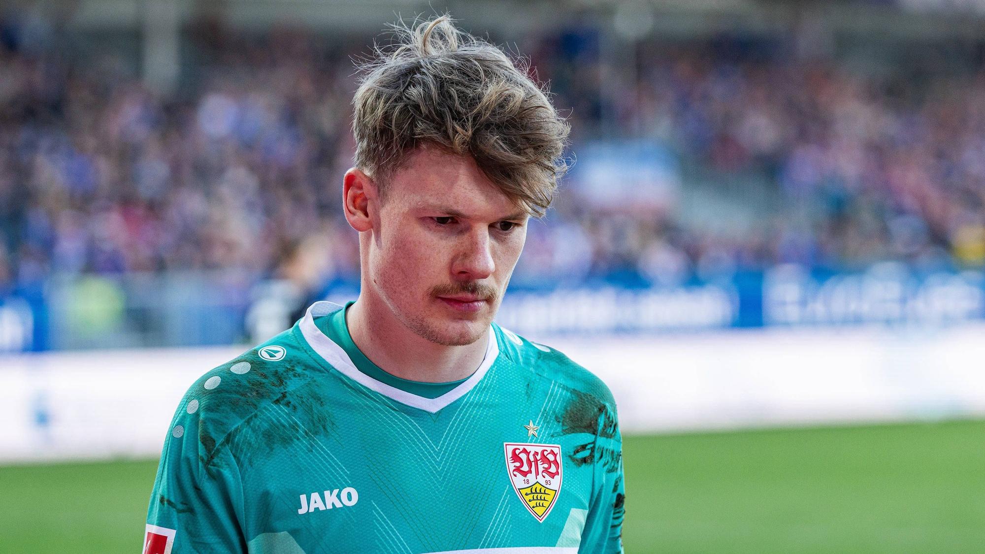 Alexander Nübel im Trikot des VfB Stuttgart.