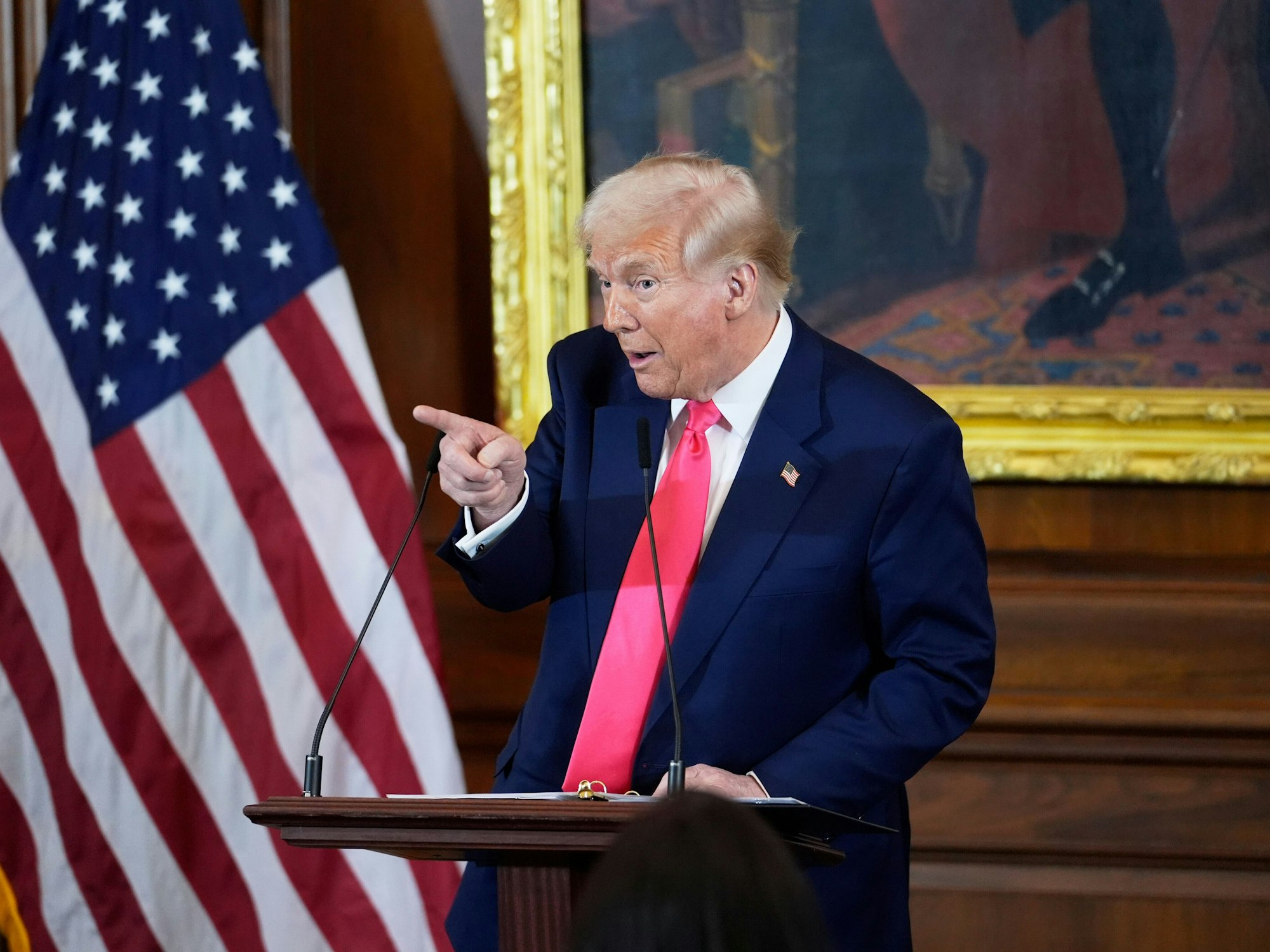 US-Präsident Donald Trump spricht beim jährlichen St. Patrick's Day-Lunch im Kapitol.