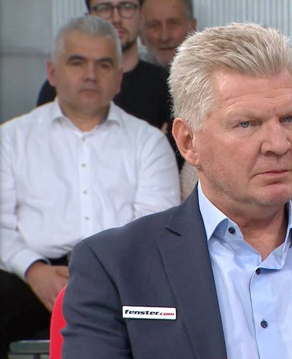 Stefan Effenberg feierte im „Doppelpass“ auf Sport1 seinen 200. Auftritt als Experte.