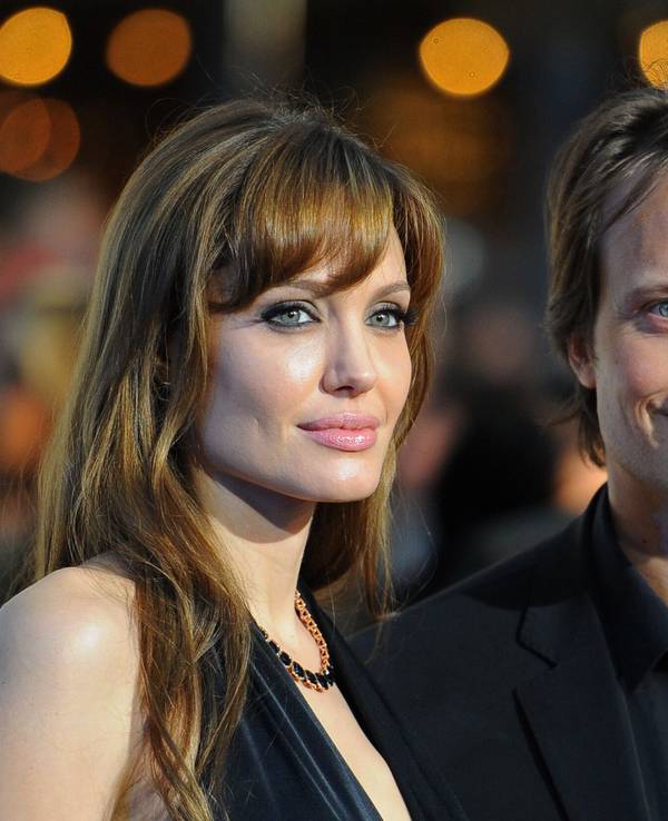 Angelina Jolie und August Diehl verbindet seit Jahren eine enge Freundschaft. Das Foto zeigt die beiden bei der Premiere von Jolies Film „Salt“ am 26. August 2010 in Berlin.