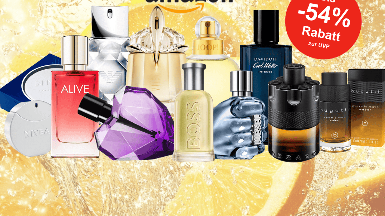 Anordnung verschiedener Damen- und Herrenparfums vor einem Hintergrund mit Orangenscheiben und spritzendem Wasser.