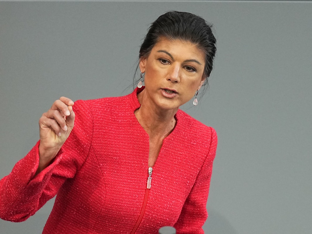 Sahra Wagenknecht, Parteivorsitzende vom Bündnis Sahra Wagenknecht (BSW), spricht am 18. März 2025 in der 214. Plenarsitzung der 20. Legislaturperiode im Deutschen Bundestag.