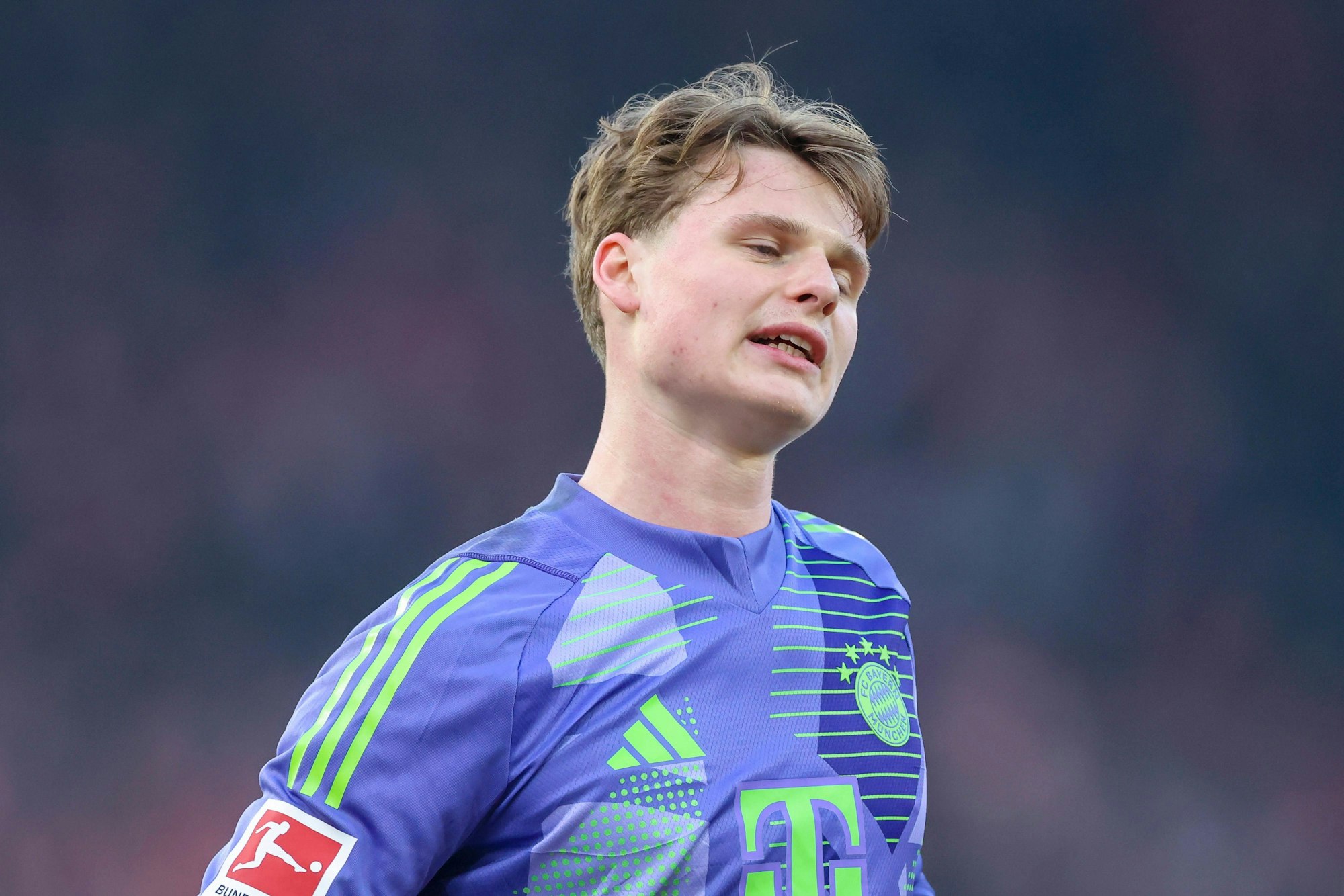 Jonas Urbig guckt enttäuscht.