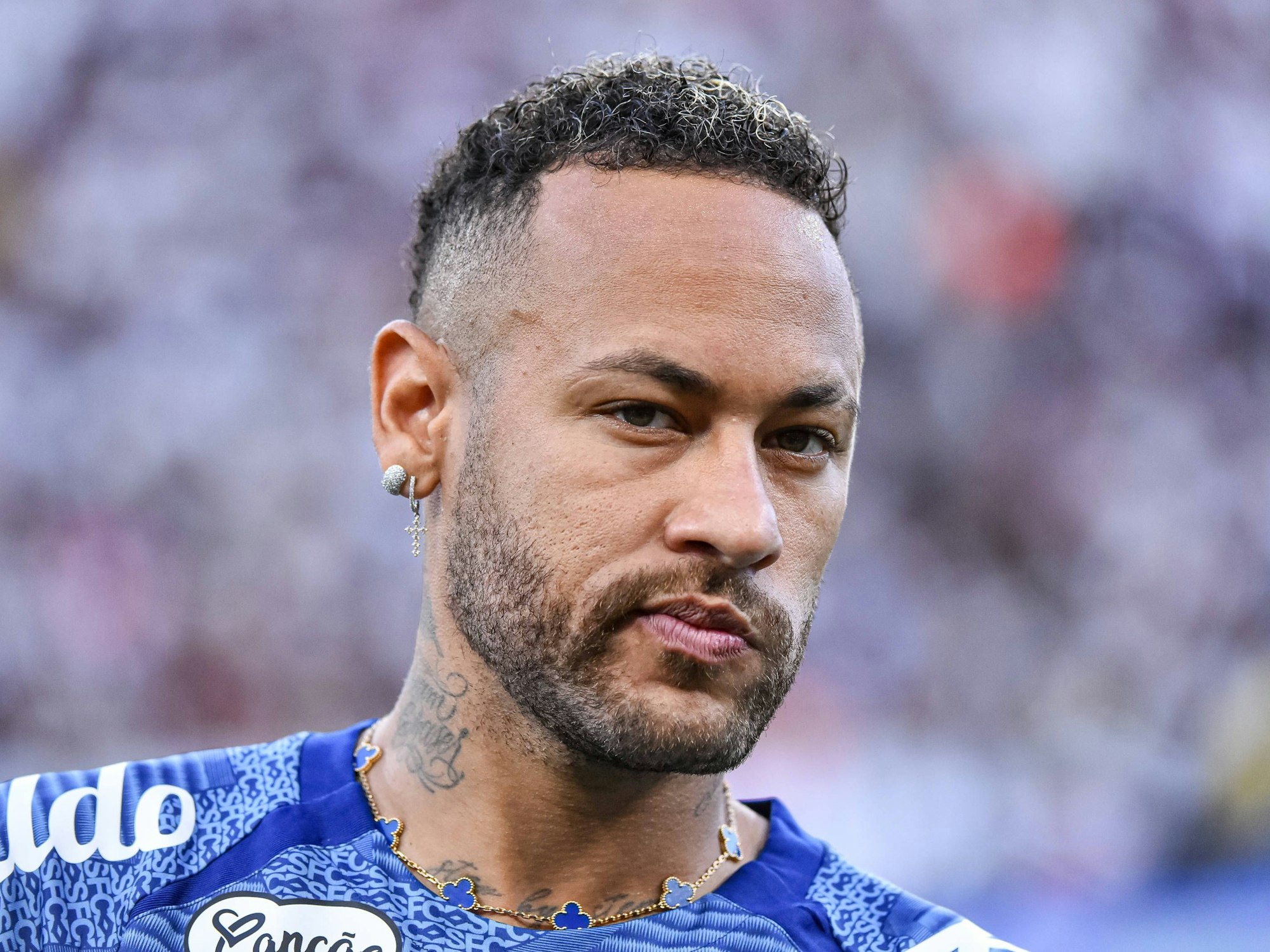 Neymar beim Aufwärmen mit seinem Team FC Santos.