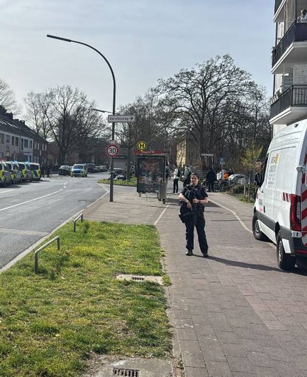 Am Berufskollege in Köln-Zollstock wurde am Freitagmorgen (21. März 2025) Amokalarm ausgelöst.