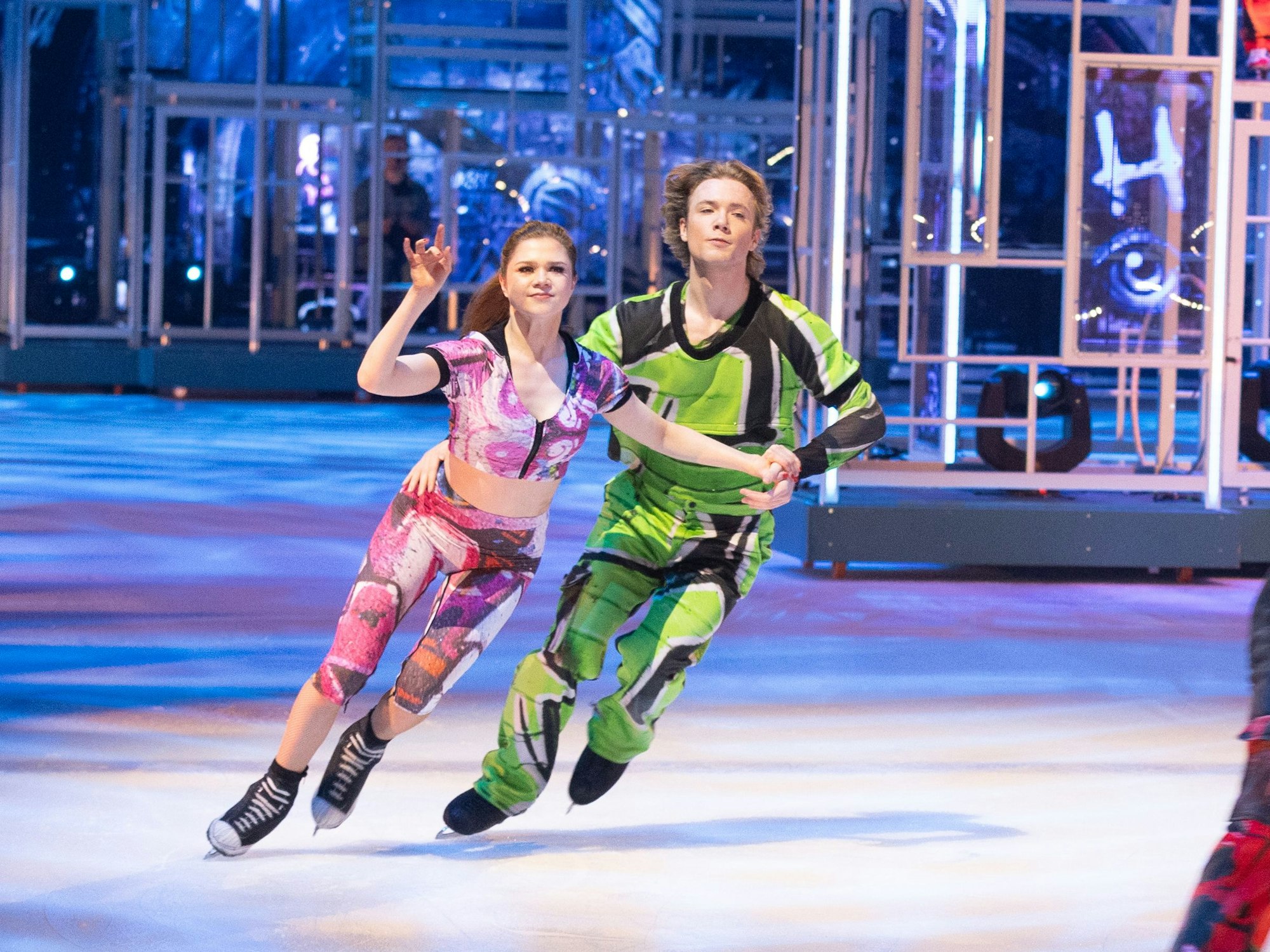 Premiere der Show Holiday on Ice in der Lanxess-Arena.