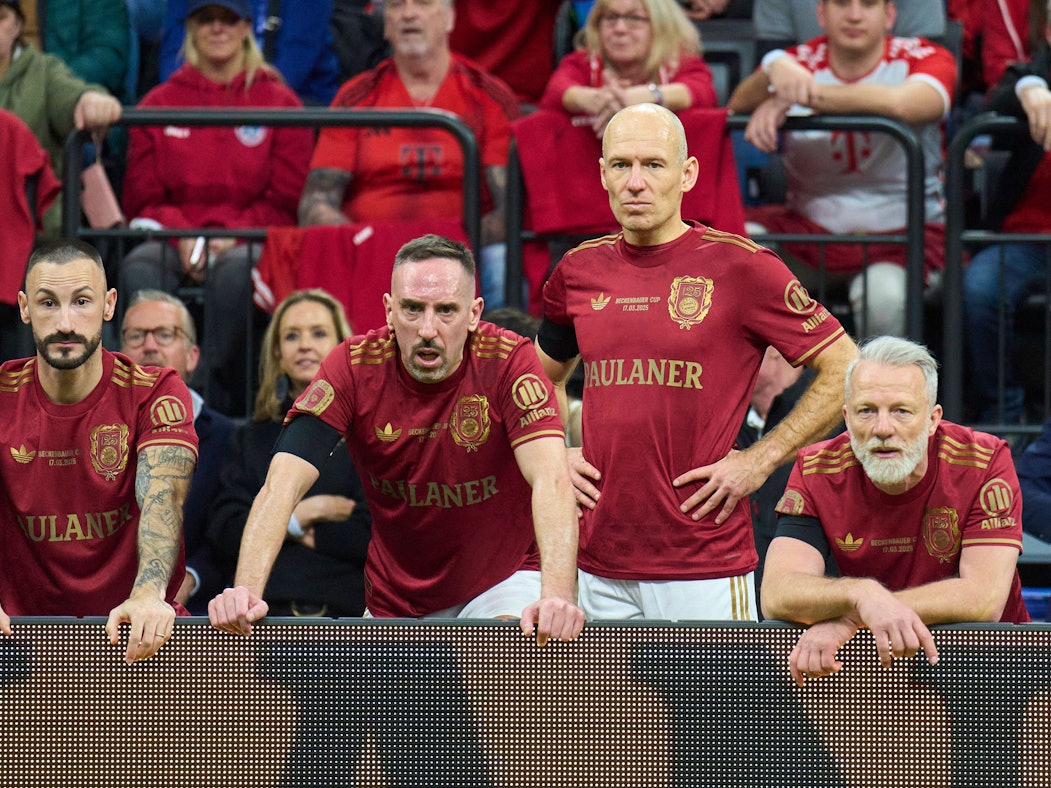 Franck Ribéry mit weiteren Bayern-Legenden beim Beckenbauer Cup.