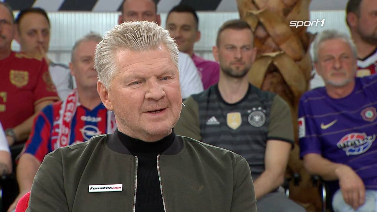 Stefan Effenberg sitzt im „Doppelpass“, der sich vor allem mit der deutschen Nationalmannschaft befasst.