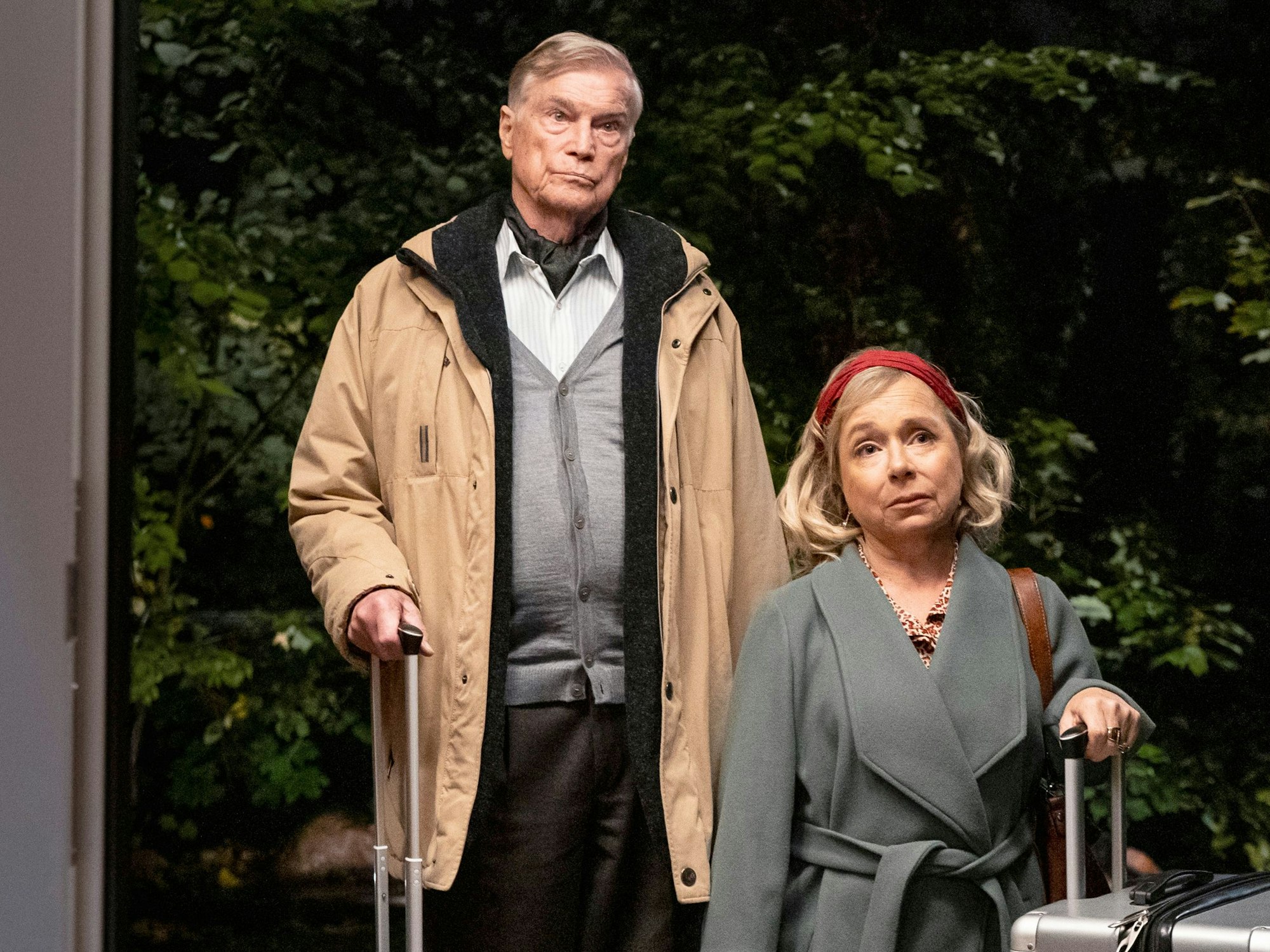 EINSPRUCH, SCHATZ! - ÜBERRASCHUNGSGÄSTE