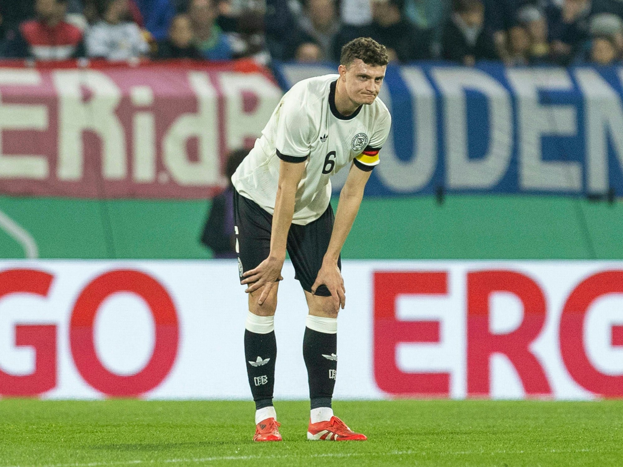 Eric Martel enttäuscht nach seinem Fehler zum zwischenzeitlichen Ausgleich.