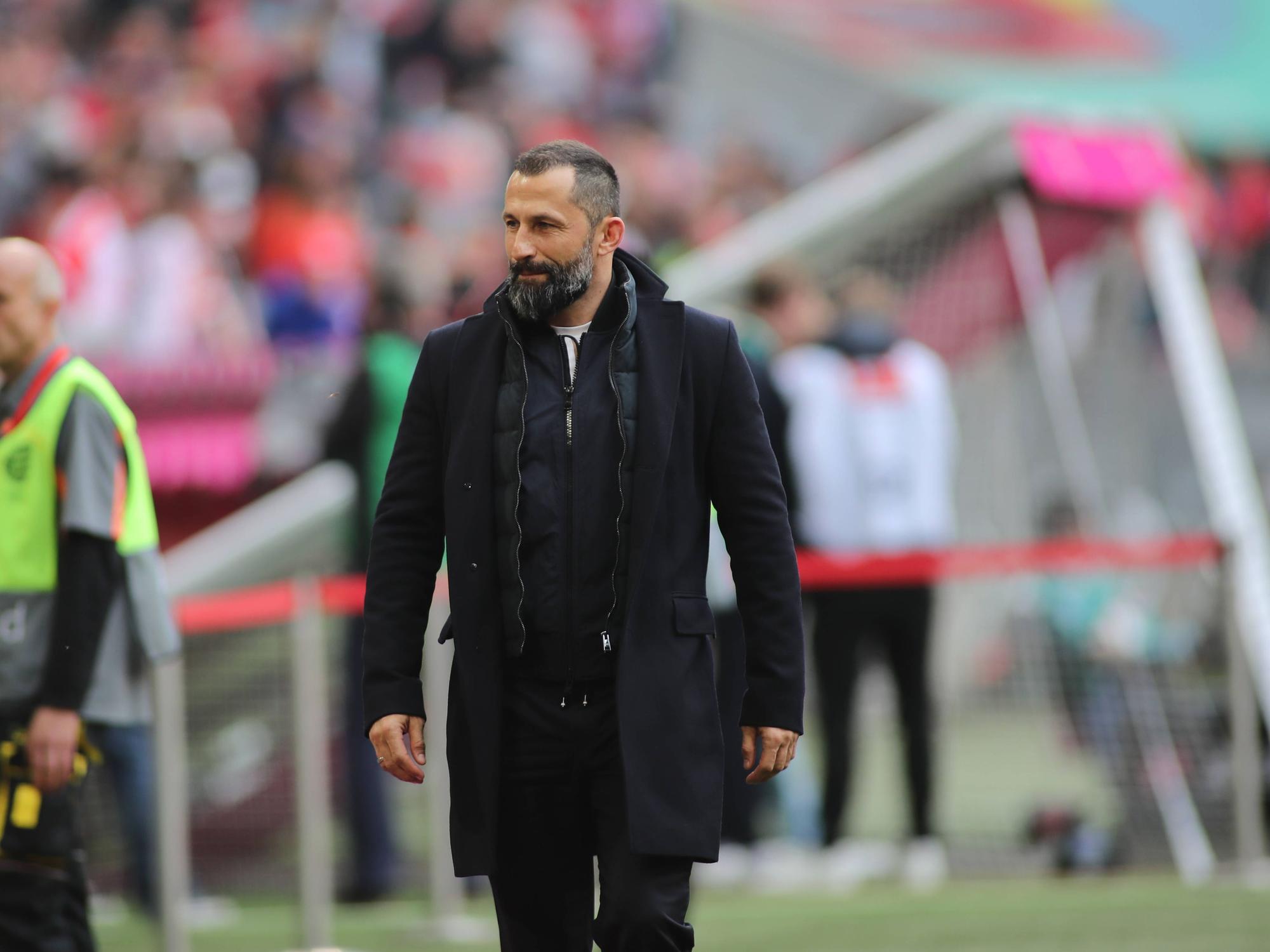 Salihamidzic Hat Neuen Job Auch Arbeitsloser Sohn Mit Dabei Express Salihamidzic Hat Neuen Job Auch Arbeitsloser Sohn Mit Dabei Express