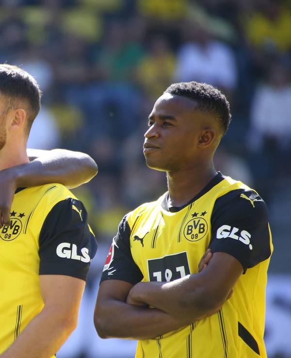 Serhou Guirassy, Salih Özcan und Youssoufa Moukoko bei der BVB-Saisoneröffnung.
