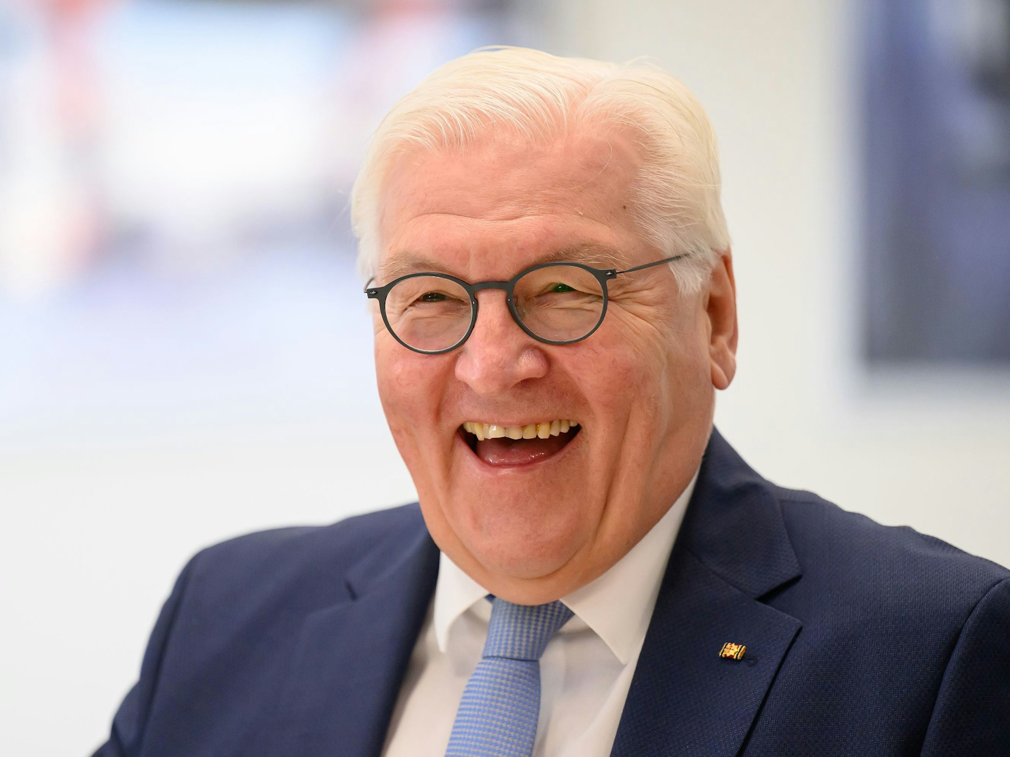 Bundespräsident Frank-Walter Steinmeier lacht