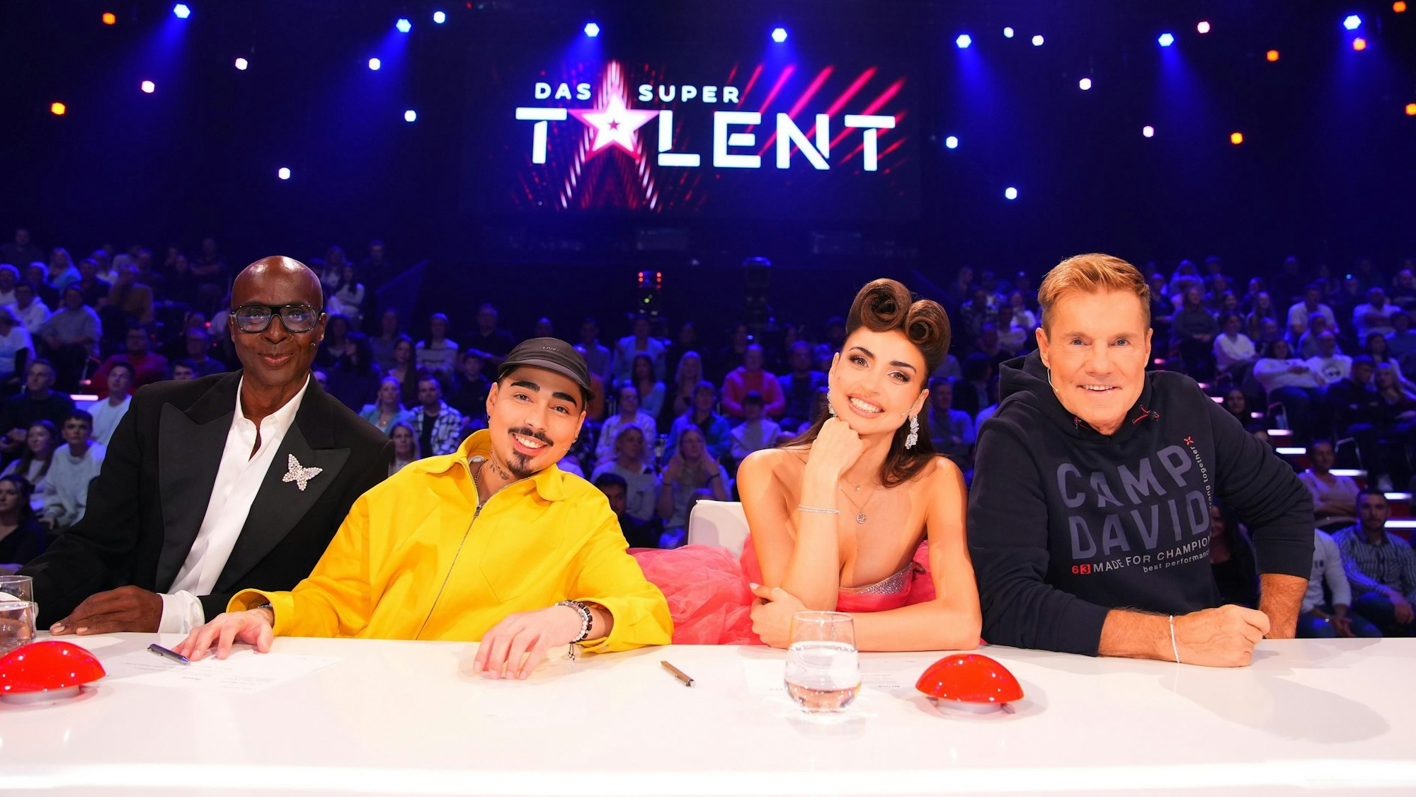 Die Jury mit Bruce Darnell, Tony Bauer, Ekaterina Leonova und Dieter Bohlen.