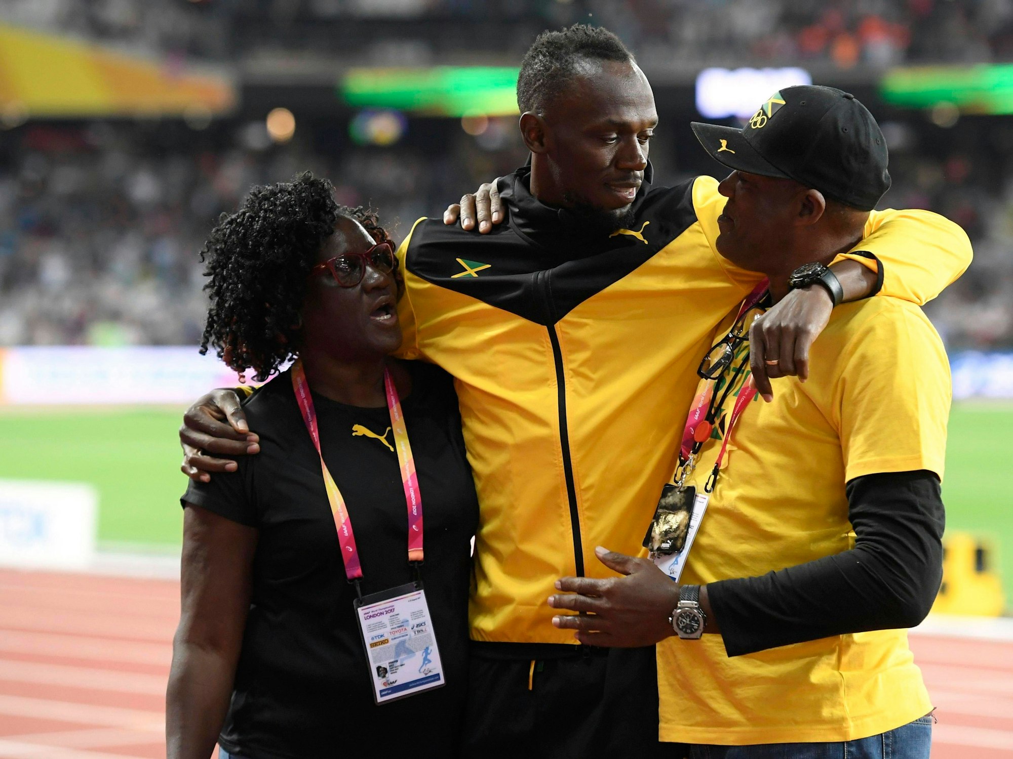 Usain Bolt mit seinem jetzt verstorbenen Vater Wellesley und seiner Mutter Jennifer.