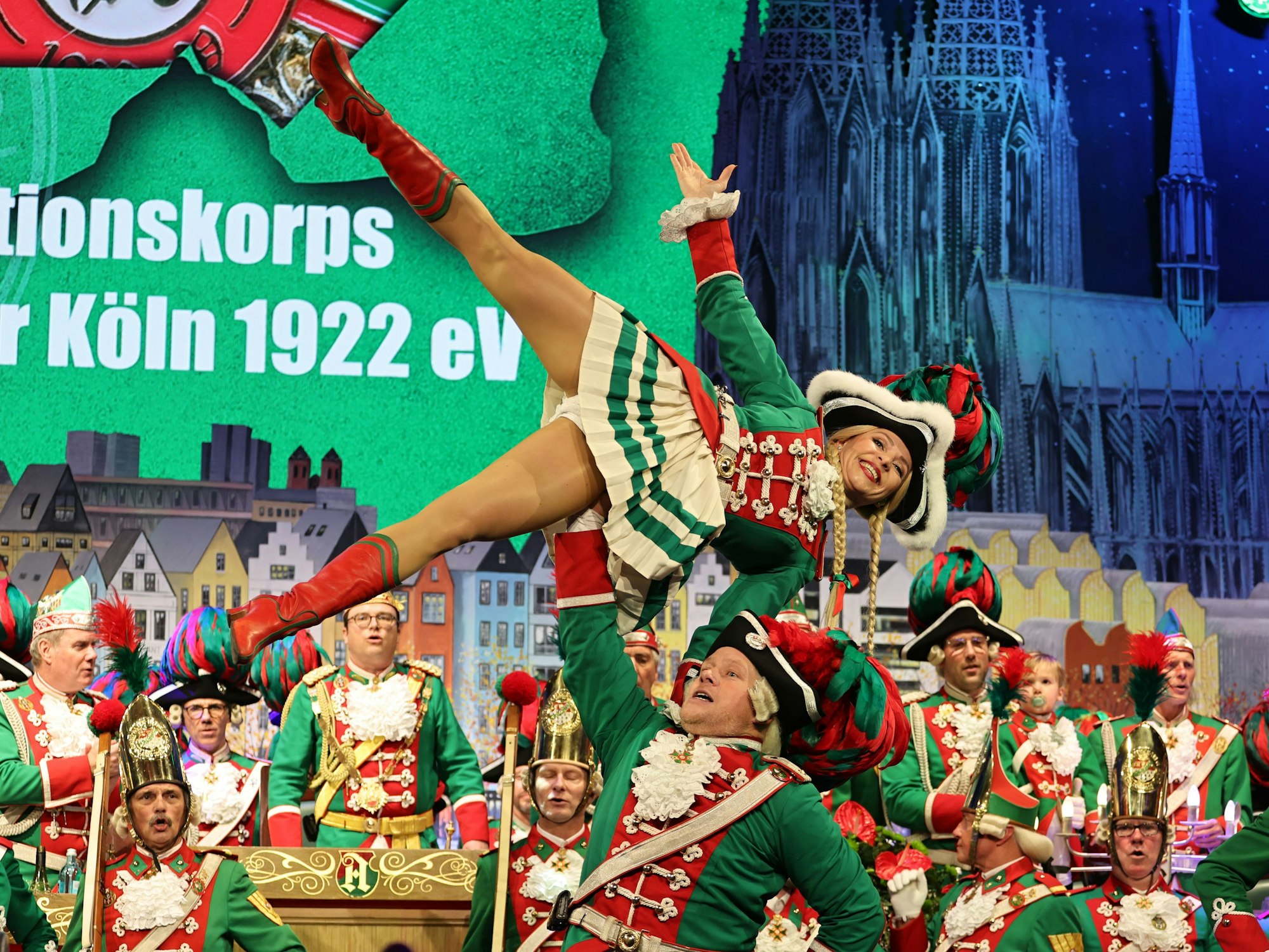 Das Altstädter-Tanzpaar Jeanette Leithe und Jens Käbbe auf der Bühne.