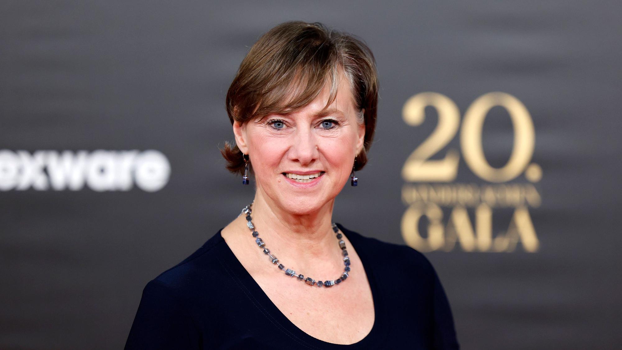 Die frühere Eiskunstläuferin Marina Kielmann auf dem Roten Teppich.