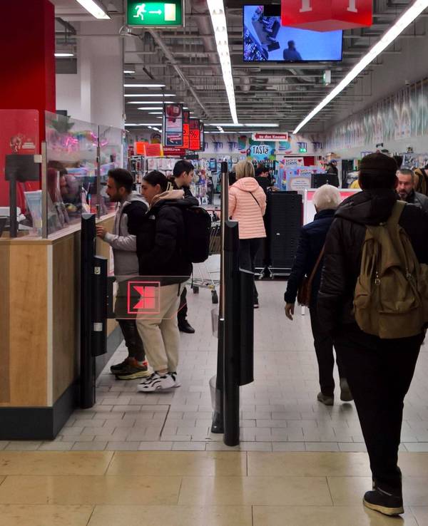 Eine schockierende TV-Recherche deckt gravierende Hygienemängel in Kaufland-Märkten auf.